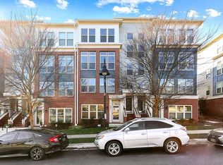 643 Diamondback Dr #18-B, Gaithersburg, MD 20878
