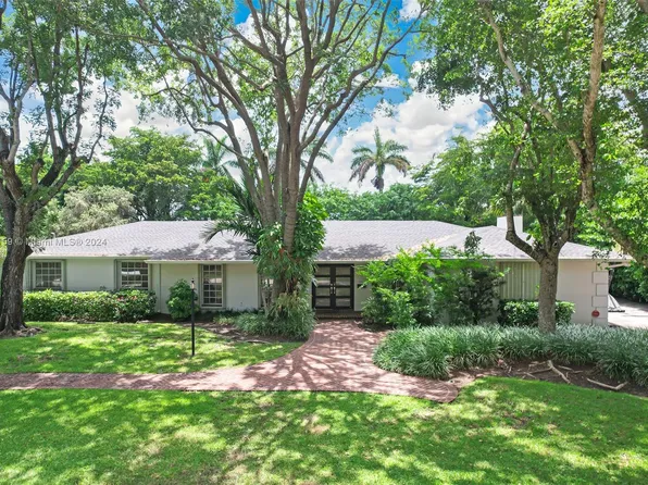 12120 SW 71st Ct, Pinecrest, FL 33156