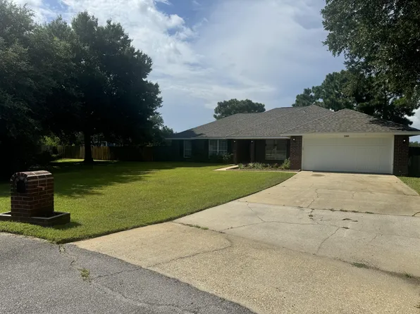 2500 Parkridge Dr, Navarre, FL 32566