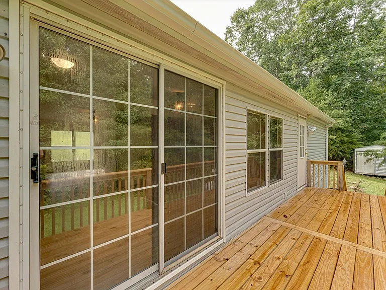 10708 Canyon Cir — Photo 26