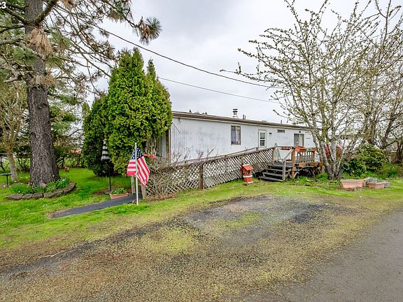 2nd image of 525 Hansard Ave