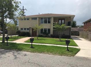982 Robert E Lee Blvd #1/2, New Orleans, LA 70124