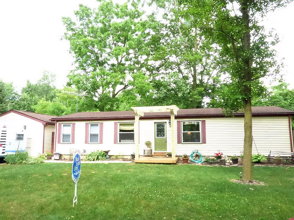1st image of 8932 Garfield Dr