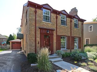 615 S Fairfield Ave, Elmhurst, IL 60126