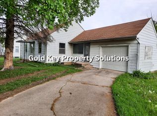 430 E 37th St, Anderson, IN 46013