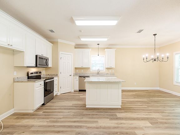 5th image of 3794 Old Vine Way