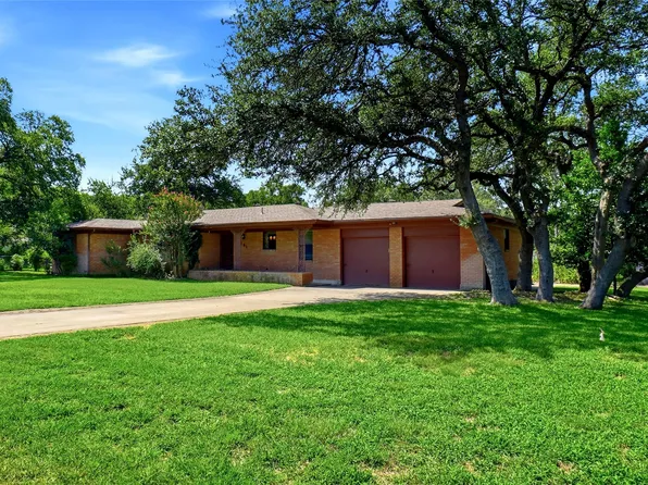 201 Crest Ridge Dr, Lakeside, TX 76108