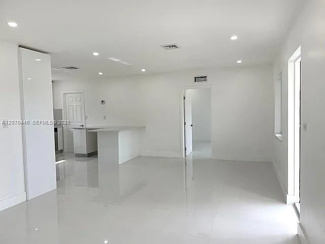 15900 SW 102nd Ave — Photo 5