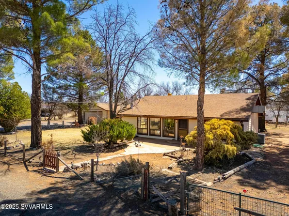 9985 E Willow Drive, Cornville, AZ 86325