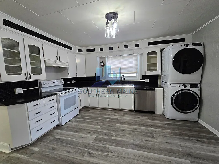57 Eustis St #1 — Photo 8
