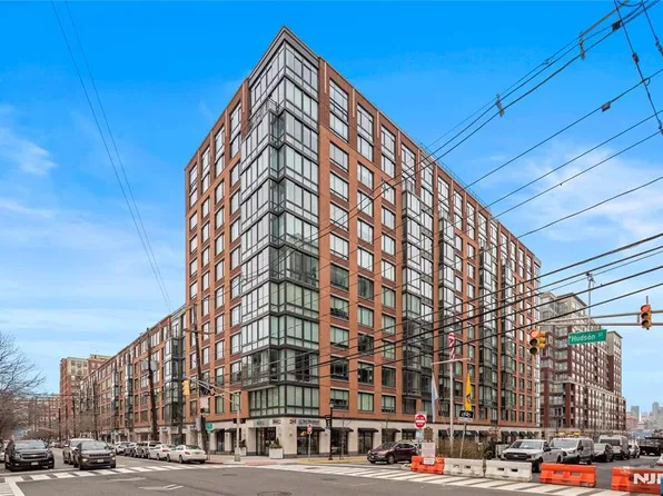 1100 Maxwell Ln #1213, Hoboken, NJ 07030