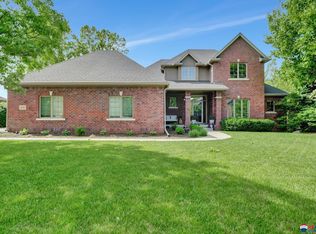 2525 Southview Cir, Lincoln, NE 68512
