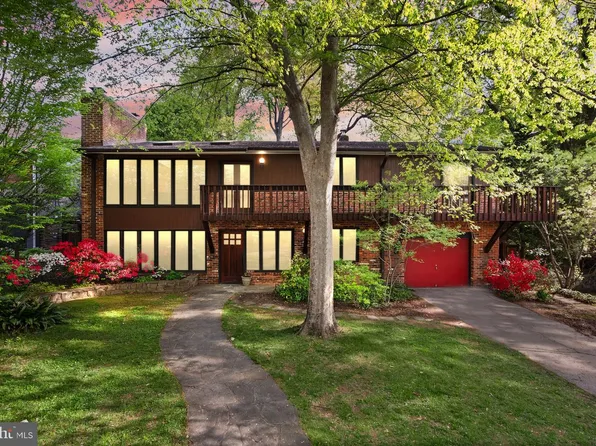 5927 Onondaga Rd, Bethesda, MD 20816