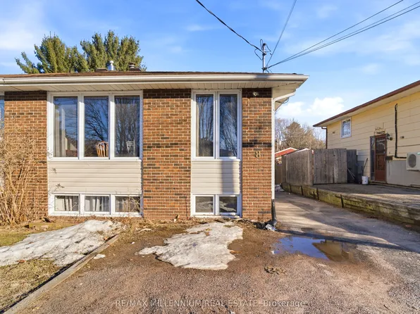 8 Plumtree Pl, North Bay, ON P1A 3Y6