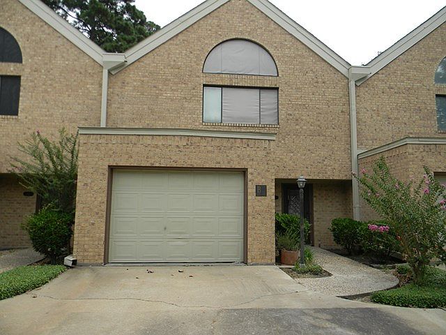 1st image of 315 Winged Foot Dr