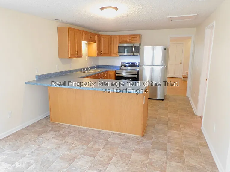 3076 Main St — Photo 11