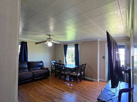 3rd image of 1304 7th Ave S