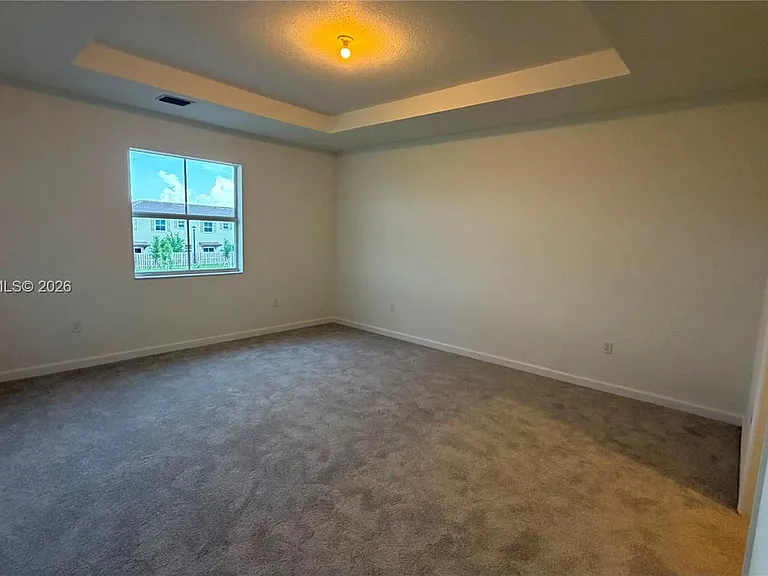 2475 SE 29th Dr — Photo 12
