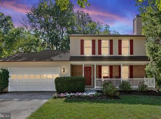 903 Young Dairy Ct, Herndon, VA 20170