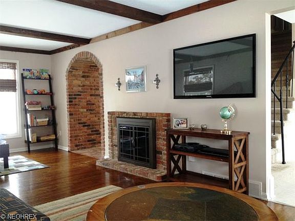 3rd image of 5277 Golfway Ln