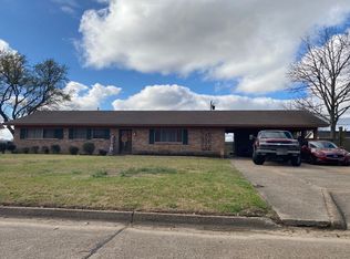 177 Primrose St, Greenville, MS 38701