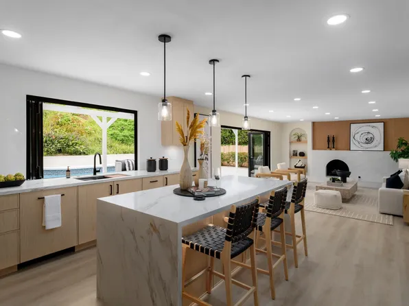 3326 Fosca St, Carlsbad, CA 92009