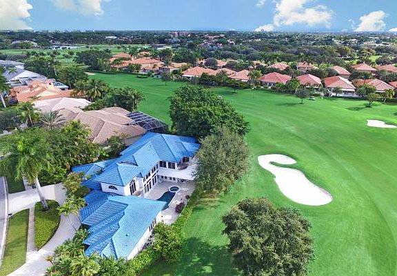 Home For Sale In Boca Grove