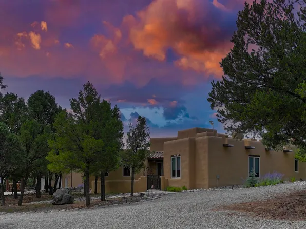154 Gallina Canyon Road, Valdez, NM 87580