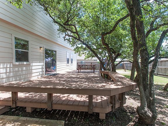 5th image of 321 Bonita Ct