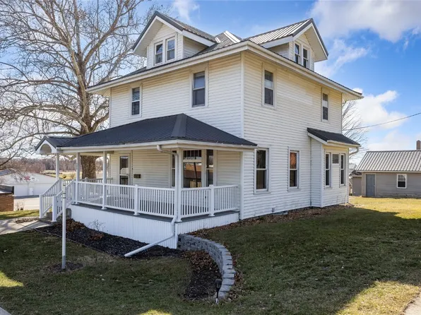 109 Main St, Norway, IA 52318