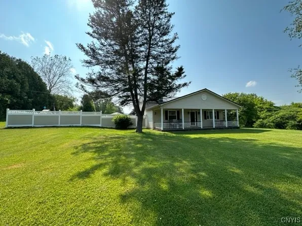 6090 Greene Rd, Munnsville, NY 13409