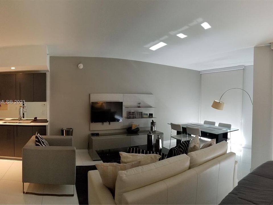 1st image of 31 SE 6th St APT 603