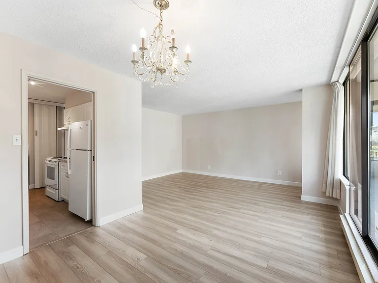 1480 Duchess Ave #D259 — Photo 3