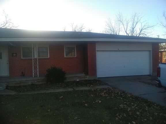 4th image of 2808 NW 35th Pl