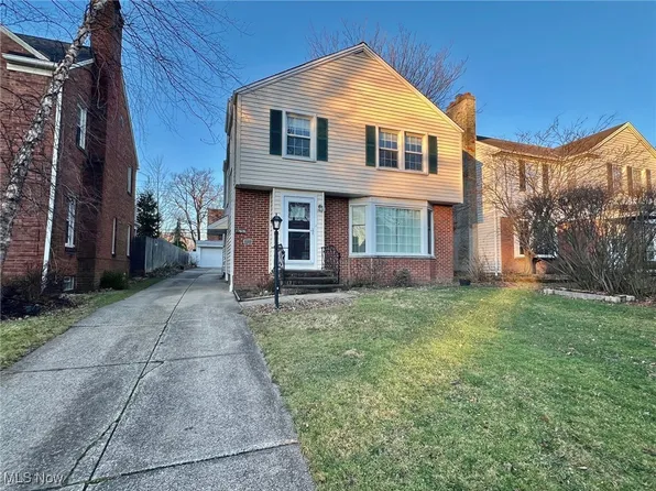 17929 Scottsdale Blvd, Shaker Heights, OH 44122
