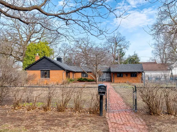 4230 Ewing Ave N, Robbinsdale, MN 55422