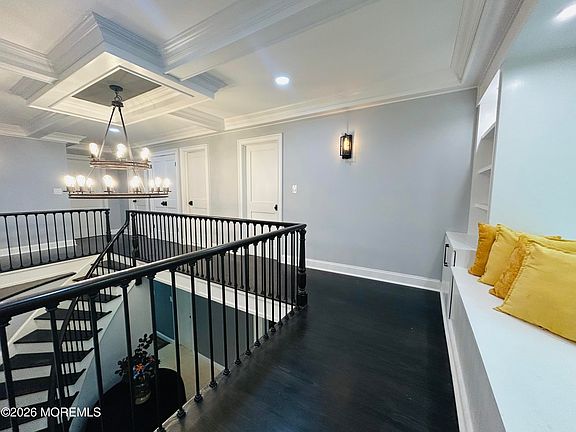 4th image of 19 Stoney Brook Road