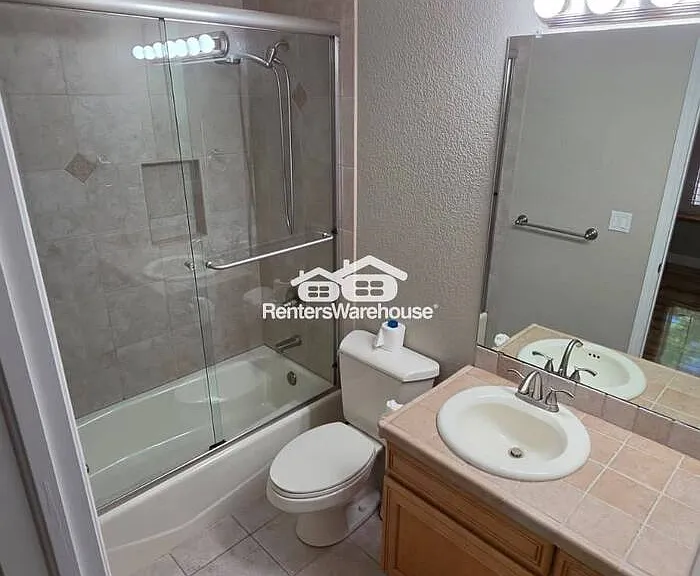 281 Himalaya Ave — Photo 22