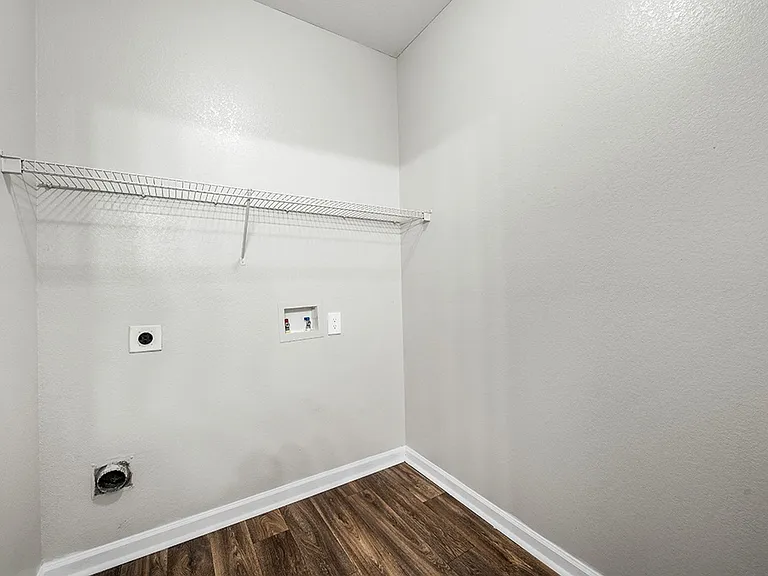 Maple Village Apartments — Photo 99