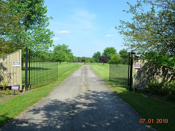 3rd image of 4974 Jackson Pike