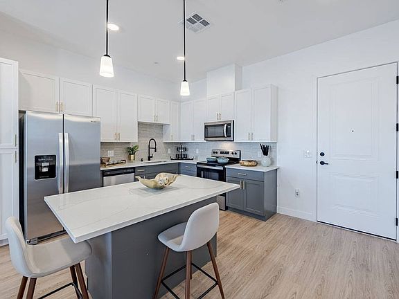 2nd image of 100 E Warm Springs Rd #2-428