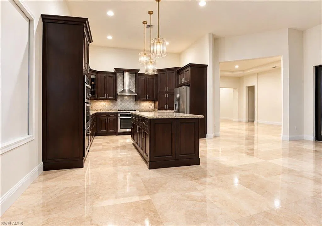 4 bed, 2.5 bath, 3094 sqft, $4,000 — Photo 4
