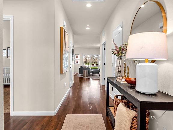 4th image of 1705 Shakeley Ln