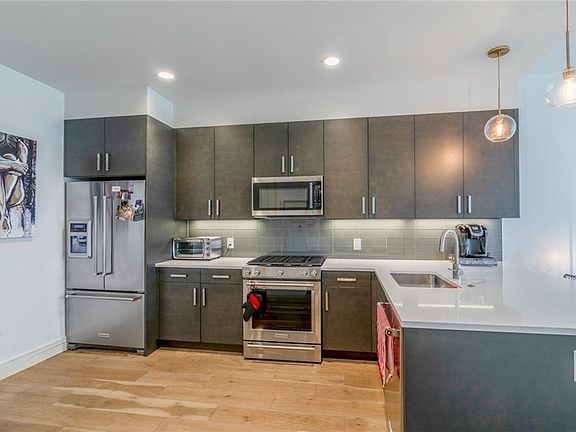 3rd image of 222 West Ave Unit 2203