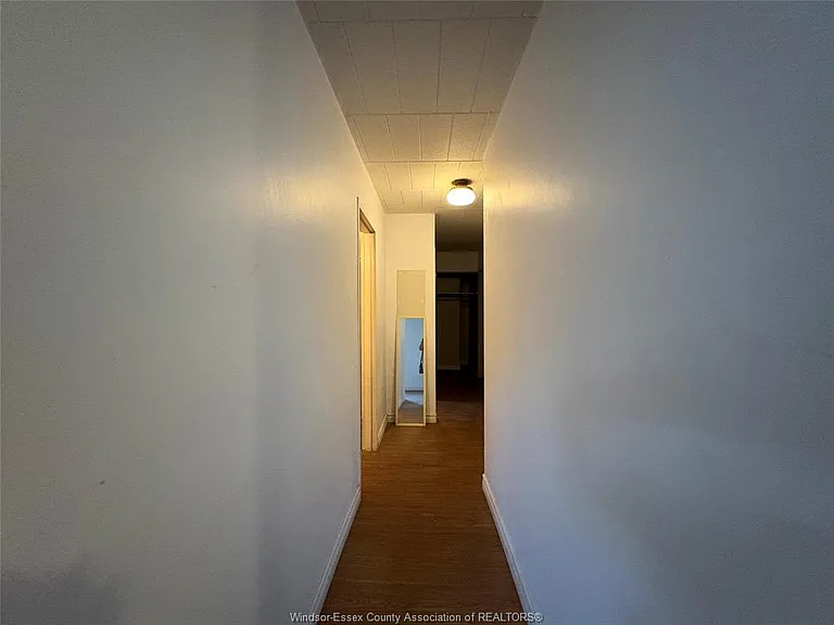 3044 Sandwich St #202 — Photo 11