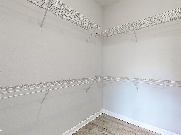 10075 Gate Pkwy N #505 — Photo 11