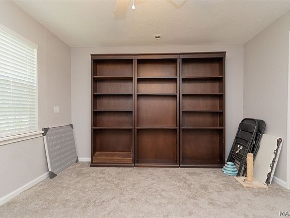 3rd image of 4716 Hobbie Rd