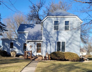 1407 3rd Ave, Mountain Lake, MN, 56159