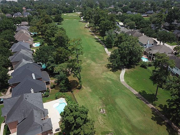 3rd image of 7818 Devlin Dr