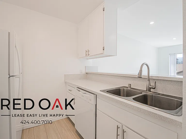 10285 Tujunga Canyon Blvd #205 — Photo 7